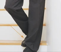 SF-500 — Trouser-hemming application illustrated in the catalogue.