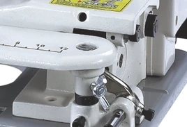 SF-500 — Work-support and seam-adjustment detail shown for desktop blindstitching.